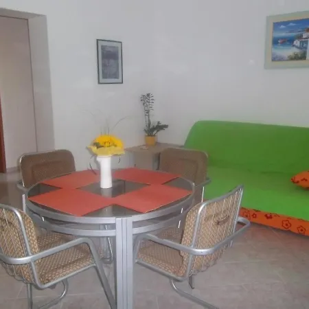 Апартаменты With A Parking Space - 11288