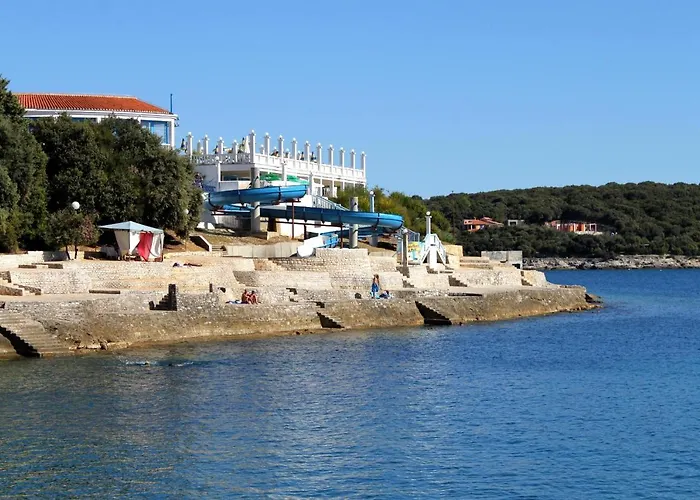 With A Parking Space - 11288 아파트