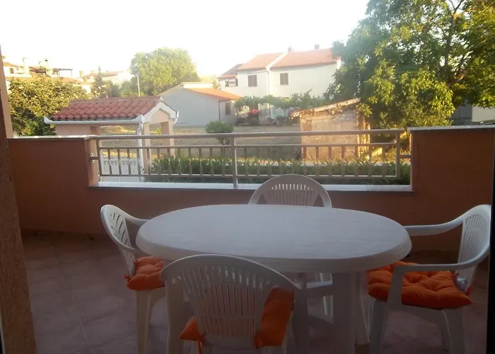 아파트 With A Parking Space - 11288 *